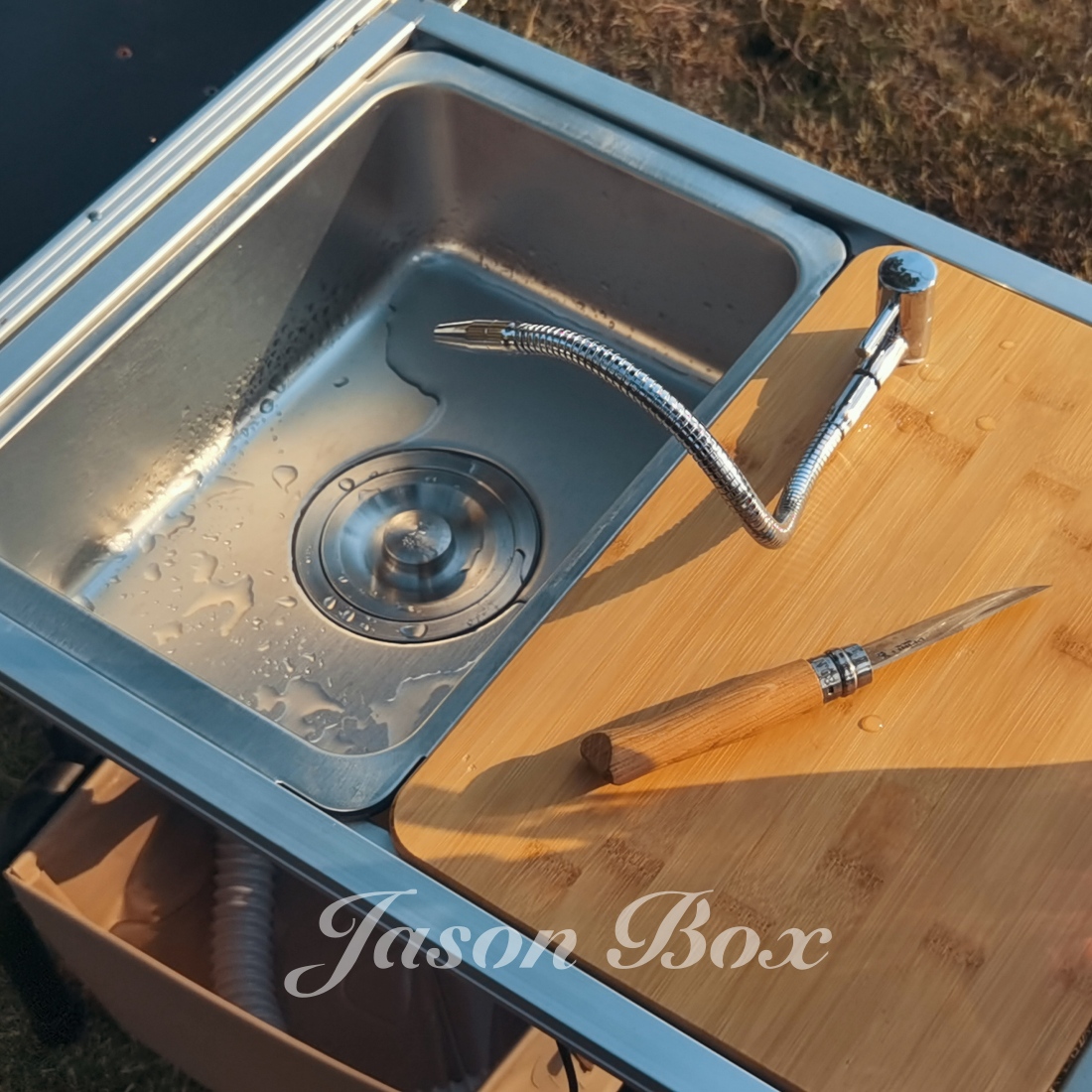 Outdoor Camping Kitchen With Sink - Table de Camping IGT extérieure, cuisine